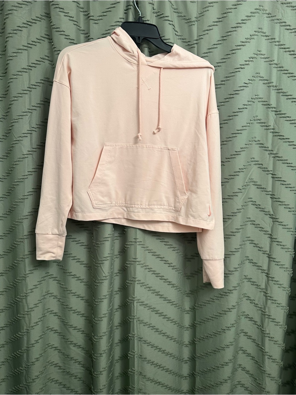 Nike sweatshirt hoodie size S women
Blush pink
Crop cropped